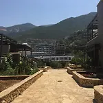 Renissa's * فلورا