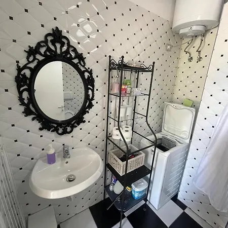 Apartament Renissa's *