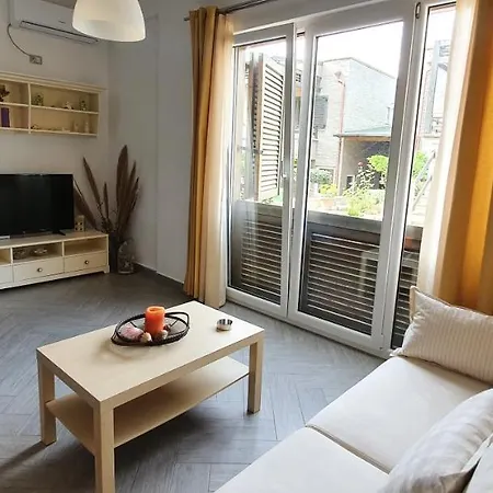 Apartment Renissa's