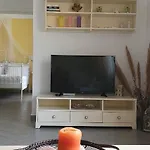 Renissa's * Vlorë