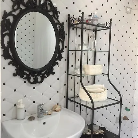 公寓 Renissa's Vlorë