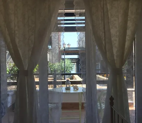 Renissa's Apartment *